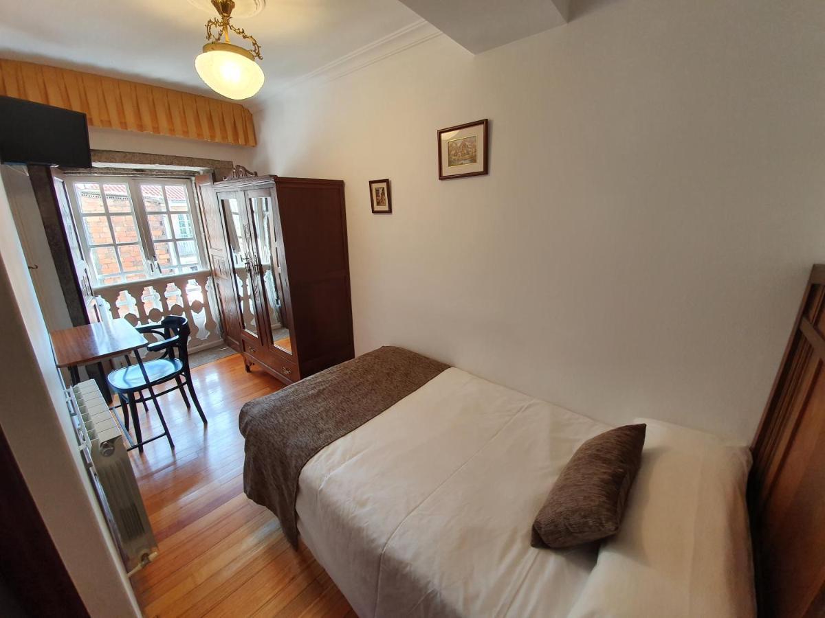 Hostal Giadas Santiago de Compostela Exterior photo